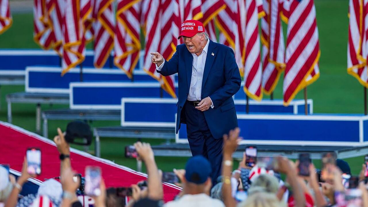 Trump: "No pueden decidir cuál es más incapaz para ser presidente, el dormilón corrupto Joe Biden, o risitas Kamala"