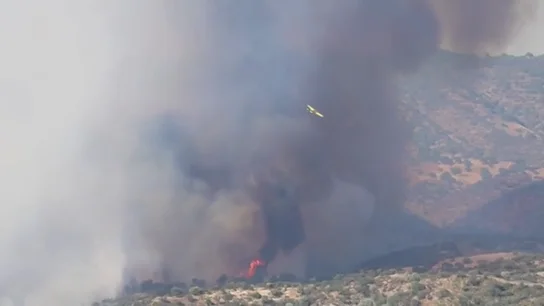 Peligroso incendio forestal en la base militar de Cerro Murciano por posible munición sin explotar Peligroso incendio forestal en la base militar de Cerro Murciano por posible munición sin explotar