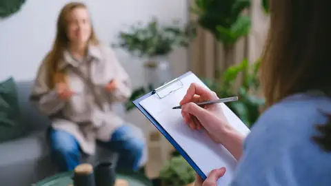 Imagen de una sensión de ayuda psicológica Imagen de una sensión de ayuda psicológica