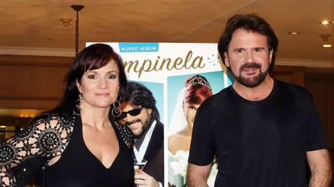 El dúo Pimpinela en 2005 El dúo Pimpinela en 2005