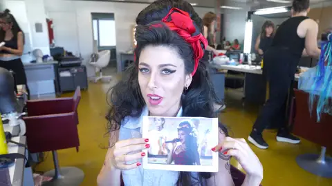 Del moño de Amy Winehouse al de Fran Perea... ¡y las rastas de Rauw Alejandro!: una gala frenética en peluquería Del moño de Amy Winehouse al de Fran Perea... ¡y las rastas de Rauw Alejandro!: una gala frenética en peluquería