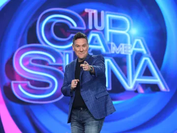 "Carlos Latre es eminencia en imitación": Así le describen Chenoa, Lolita y Santiago Segura "Carlos Latre es eminencia en imitación": Así le describen Chenoa, Lolita y Santiago Segura