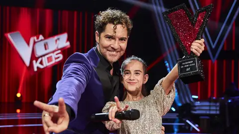 Alira Moya gana La Voz Kids 2024 en el equipo de David Bisbal Alira Moya gana La Voz Kids 2024 en el equipo de David Bisbal