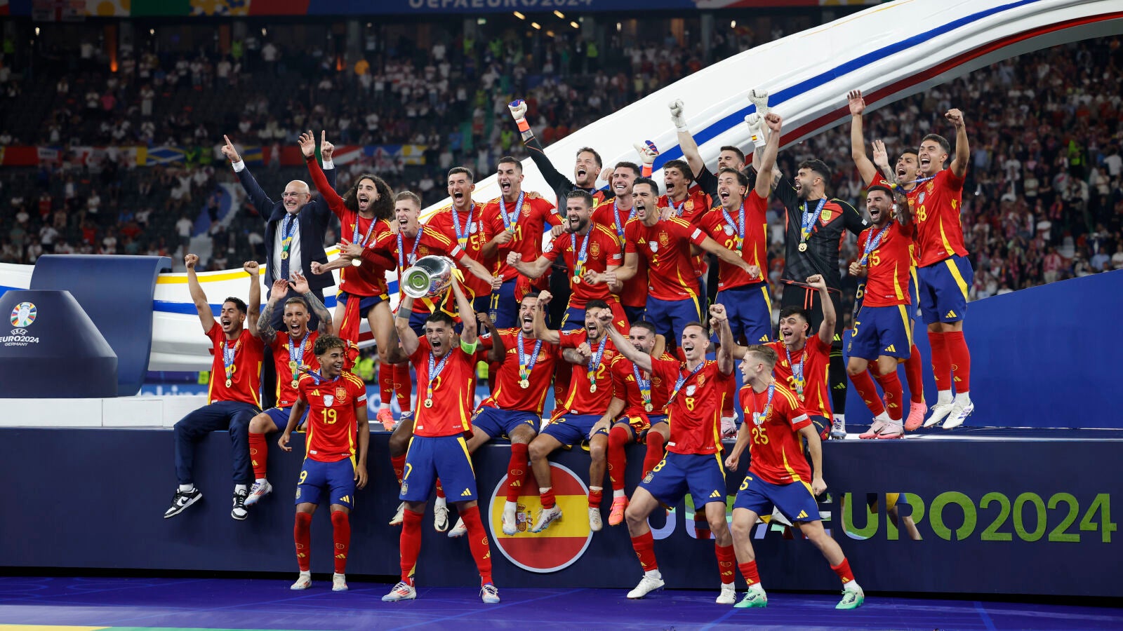 España se hace eterna en Berlín ante Inglaterra con la cuarta Eurocopa de su historia (2-1)