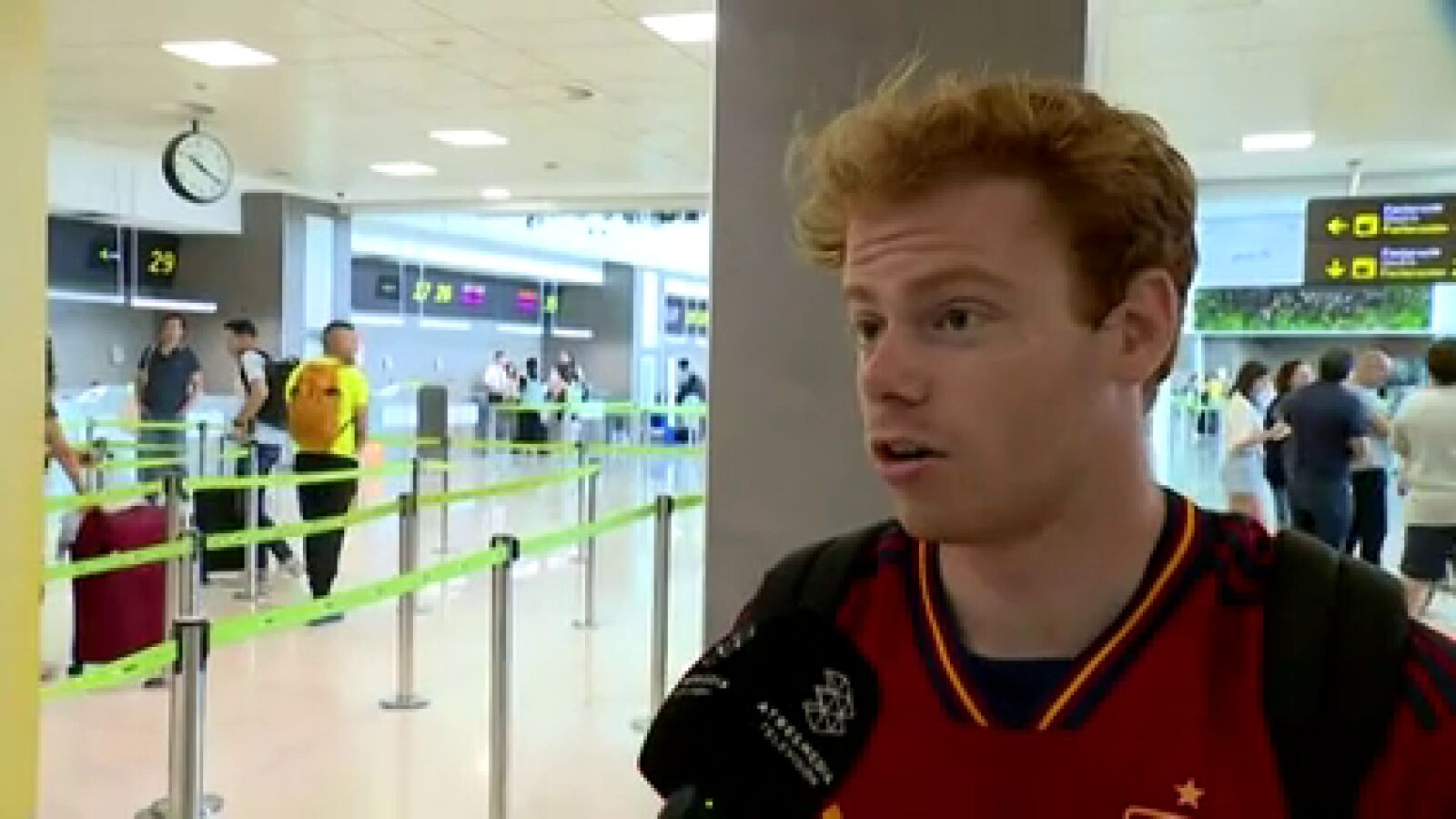 Cancelan su vuelo y se quedan sin poder ver la final de la Eurocopa en Berlín: 
