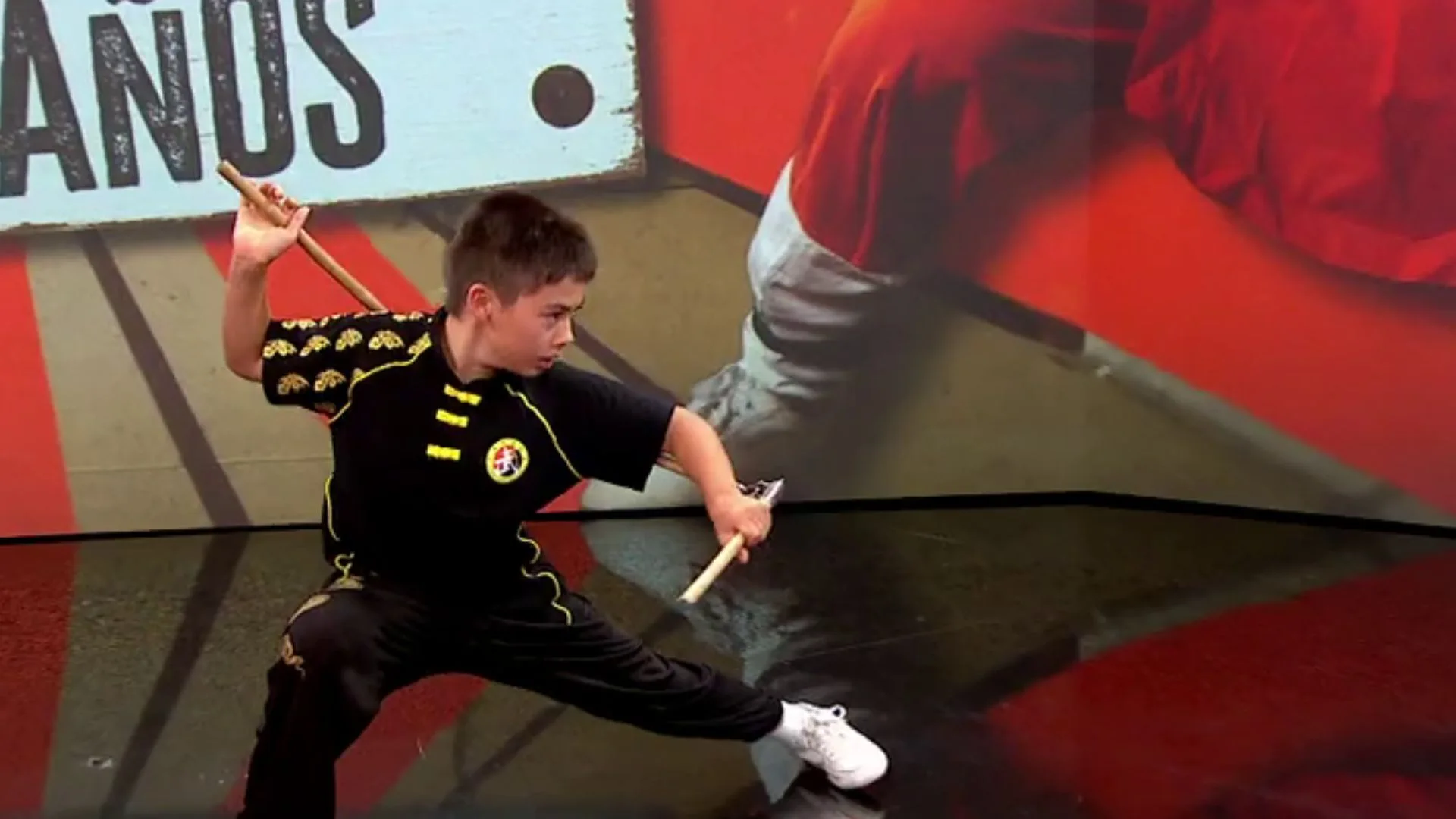Erik, campeón del mundo en Kung Fu, demuestra su talento y destreza es este arte milenario Erik, campeón del mundo en Kung Fu, demuestra su talento y destreza es este arte milenario