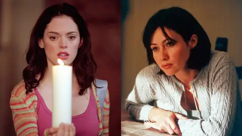 Rose McGowan y Shannen Doherty en Embrujadas Rose McGowan y Shannen Doherty en Embrujadas