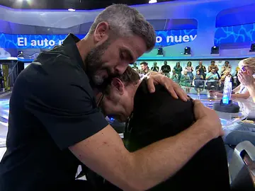 “Has estado un poquito abusona”: Roberto Leal sale en defensa de Joaquín Reyes tras el ‘jaque’ de Sara Escudero “Has estado un poquito abusona”: Roberto Leal sale en defensa de Joaquín Reyes tras el ‘jaque’ de Sara Escudero