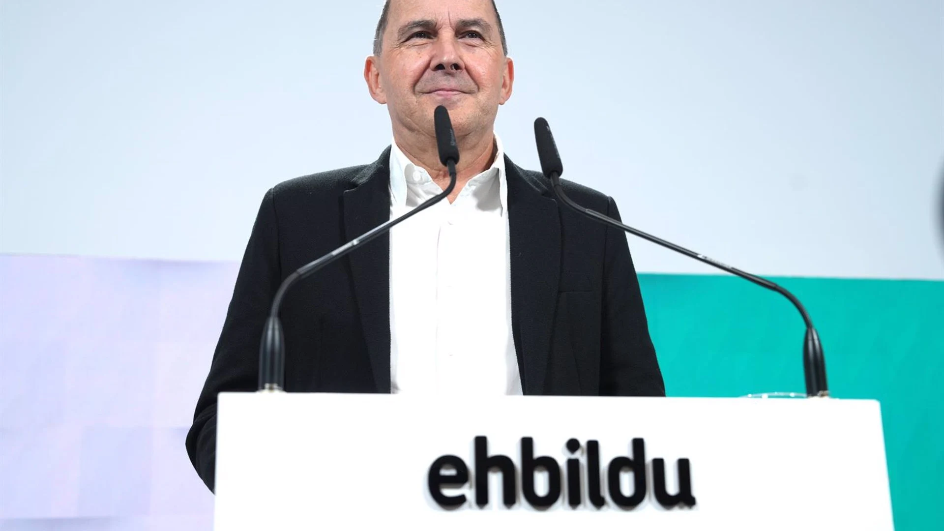 Arnaldo Otegi (EH Bildu) Arnaldo Otegi (EH Bildu)