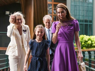 Kate Middleton y la princesa Charlotte en Wimbledon