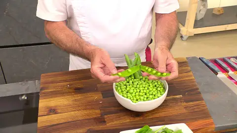 El truco de Karlos Arguiñano para pelar los guisantes si los compras en vaina: “Es así de sencillo” El truco de Karlos Arguiñano para pelar los guisantes si los compras en vaina: “Es así de sencillo”