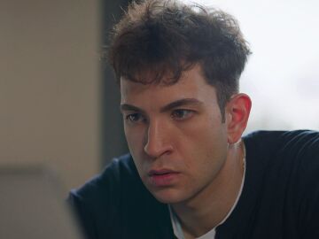 Tolga descubre que Şevval es la asesina de Ahmet: " Şeng&uuml;l dec&iacute;a la verdad"