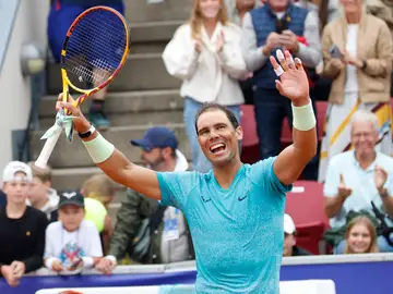 Rafa Nadal celebra su victoria ante Leo Borg en primera ronda del ATP 250M de Bastad Rafa Nadal celebra su victoria ante Leo Borg en primera ronda del ATP 250M de Bastad