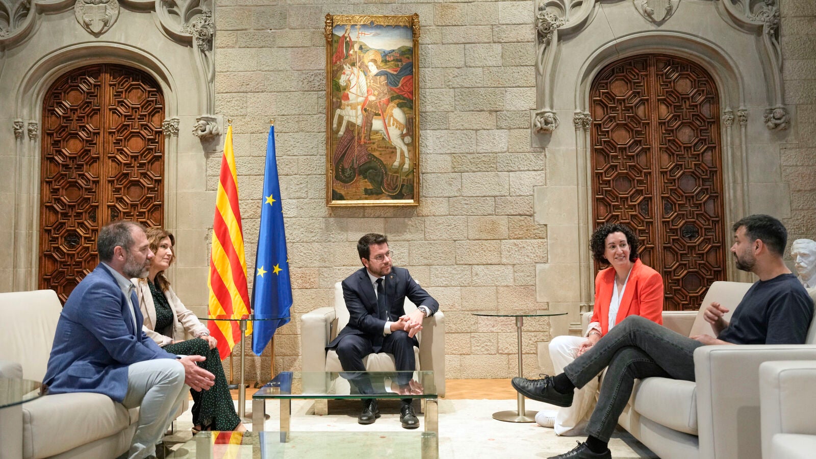 Aragonès y Rovira exigen al Gobierno 