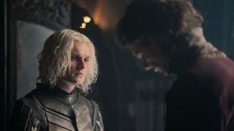 Tom Glynn-Carney como Aegon Targaryen en La Casa del Dragón