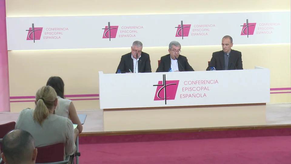 La Conferencia Episcopal denunciada por filtrar datos de v&iacute;ctimas de pederastia en internet