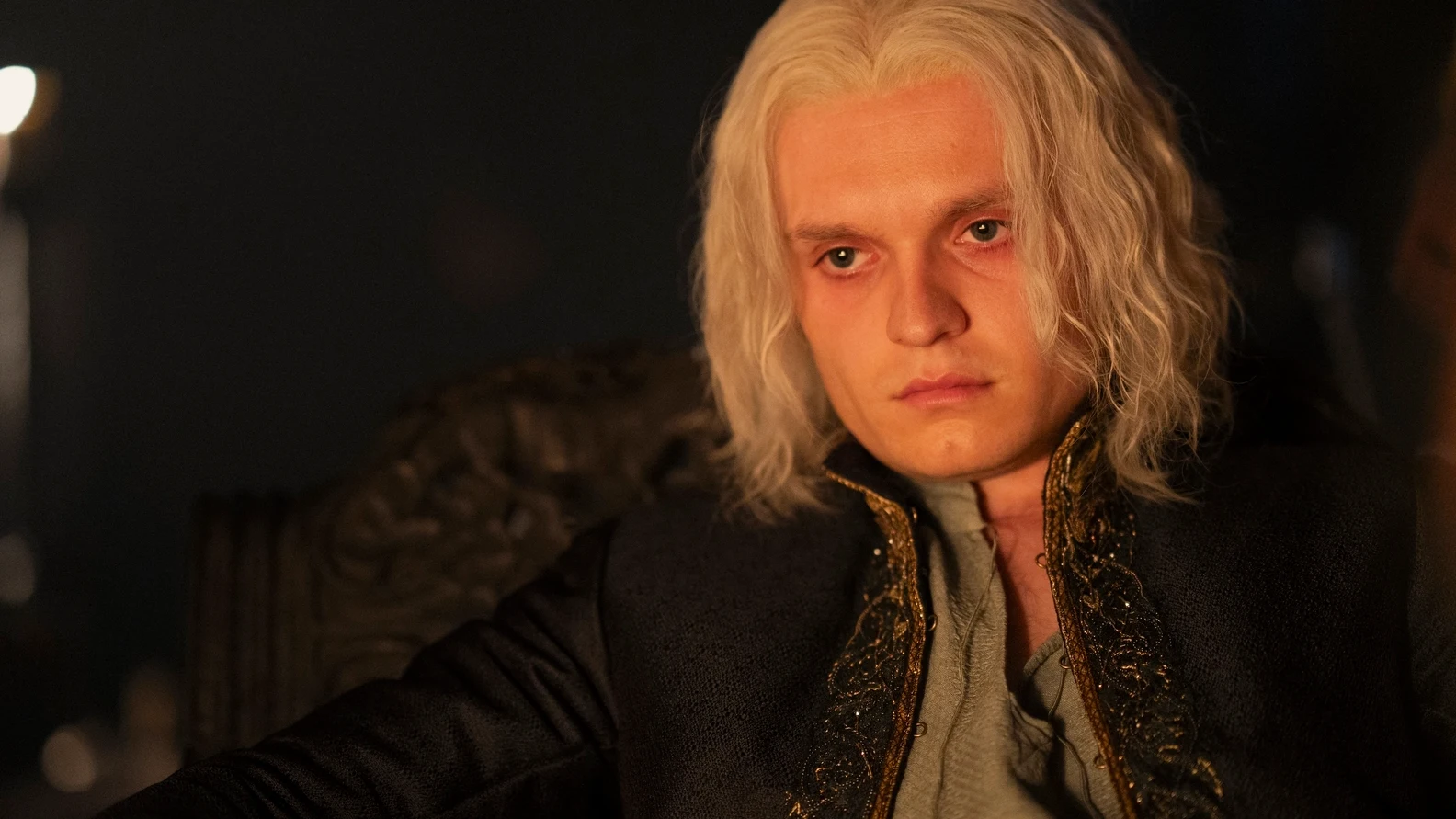 Tom Glynn-Carney como Aegon Targaryen II en La Casa del Drag&oacute;n