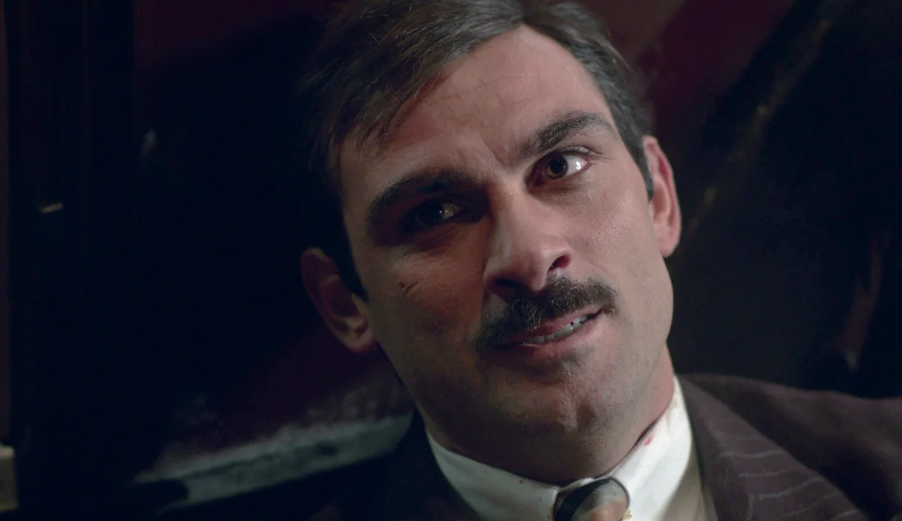 ¡Fin de la pesadilla! Antonio mata de un disparo a Vicenzo Spanò