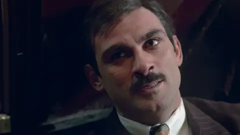 ¡Fin de la pesadilla! Antonio mata de un disparo a Vicenzo Spanò ¡Fin de la pesadilla! Antonio mata de un disparo a Vicenzo Spanò