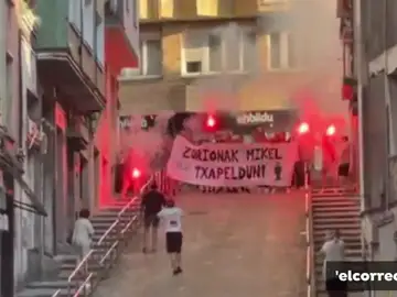 El espectacular recibimiento a Oyarzabal en Eibar El espectacular recibimiento a Oyarzabal en Eibar