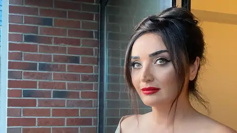 Fadik Sevin Atasoy se despide para siempre de su personaje en Hermanos: “Puse todo mi corazón y mi alma en Sengül" Fadik Sevin Atasoy se despide para siempre de su personaje en Hermanos: “Puse todo mi corazón y mi alma en Sengül"