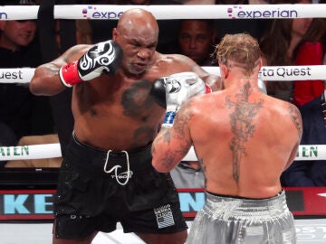 Mike Tyson y Jake Paul, en el combate del pasado 15 de noviembre