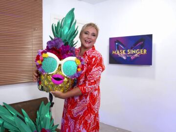 Así fue la entrevista completa a Glòria Serra tras descubrir que era Piña en Mask Singer