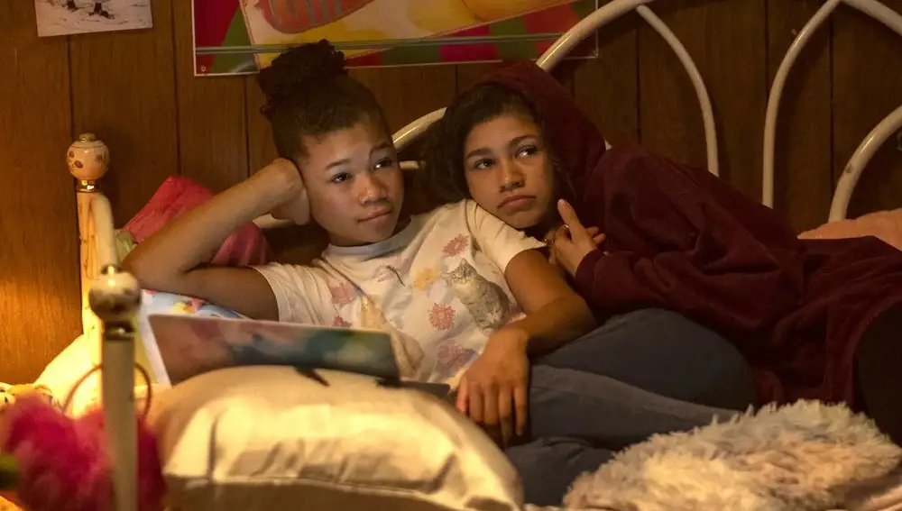 Storm Reid y Zendaya en Euphoria Storm Reid y Zendaya en Euphoria