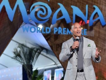 Dwayne Johnson presentando Vaiana