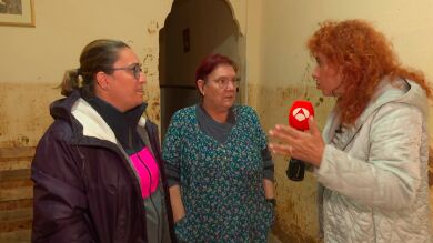 ¿Cómo es vivir al lado de una vivienda en ruinas tras la DANA?
