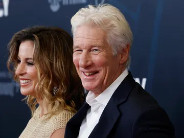 Richard Gere junto a su mujer, Alejandra Silva Richard Gere junto a su mujer, Alejandra Silva