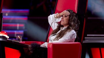 El Asalto Final de La Voz deja a una Malú muy emocionada y a Fonsi como ganador indiscutible de batallas