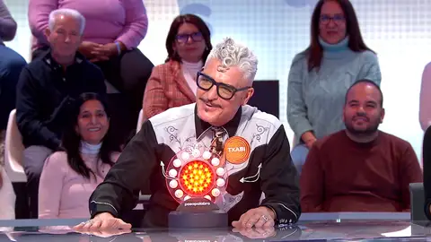 El acierto obligado de Txabi Franquesa en La Pista: “Te pega totalmente con esa camisa” El acierto obligado de Txabi Franquesa en La Pista: “Te pega totalmente con esa camisa”