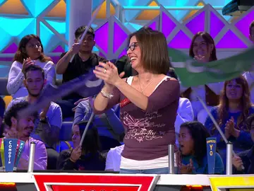 ¡Por los pelos!: Mónica resuelve el panel con crono en el último segundo ¡Por los pelos!: Mónica resuelve el panel con crono en el último segundo