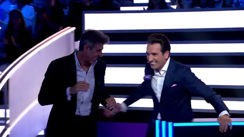 Jorge Fernández casi mata de un susto a Miguel Lago: “No he podido aguantar la risa” Jorge Fernández casi mata de un susto a Miguel Lago: “No he podido aguantar la risa”