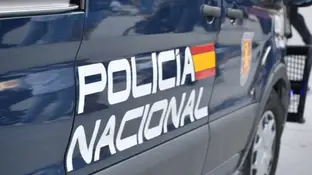 Coche policial de la Policía Nacional Coche policial de la Policía Nacional