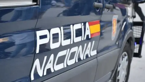 Coche policial de la Policía Nacional Coche policial de la Policía Nacional