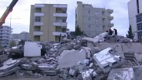 Efemérides de hoy 26 de noviembre de 2024: Terremoto en Albania Efemérides de hoy 26 de noviembre de 2024: Terremoto en Albania