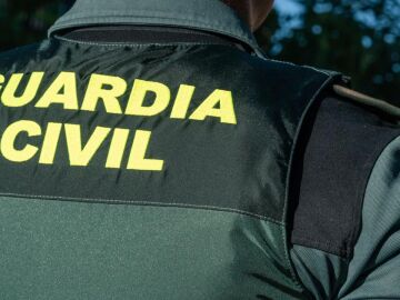  Herida grave tras ser agredida con un martillo y una pala por su pareja en Vilalba