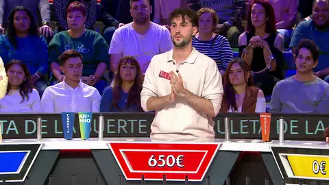 Julio le regala el panel con bote a Sara tras su mala puntería: “¡No!” Julio le regala el panel con bote a Sara tras su mala puntería: “¡No!”