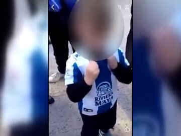 Impiden a un niño de cinco años entrar en Montilivi con la camiseta del Espanyol