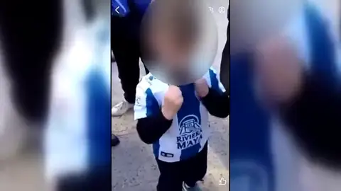 Impiden a un niño de cinco años entrar en Montilivi con la camiseta del Espanyol Impiden a un niño de cinco años entrar en Montilivi con la camiseta del Espanyol