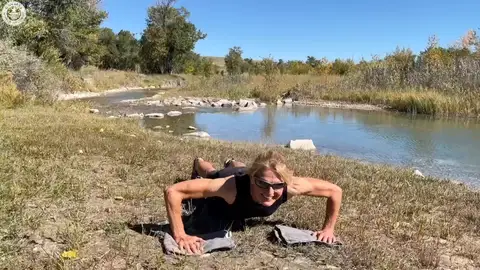 Donna Jean Wilde haciendo flexiones Donna Jean Wilde haciendo flexiones
