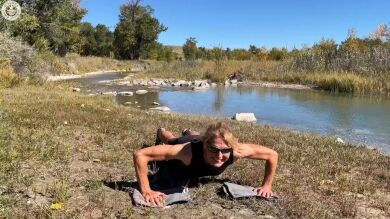 Una abuela canadiense rompe el récord Guinness con 1575 flexiones en una hora