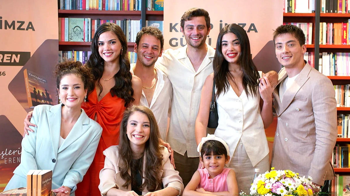 Los Eren se reúnen para apoyar a Emel en la presentación de ...