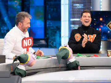 David Bisbal revienta el 'Navideñómetro' de Trancas y Barrancas con su espíritu festivo David Bisbal revienta el 'Navideñómetro' de Trancas y Barrancas con su espíritu festivo