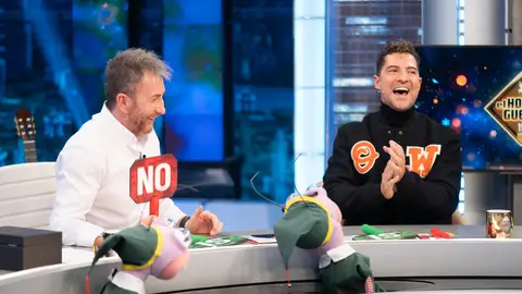 David Bisbal revienta el 'Navideñómetro' de Trancas y Barrancas con su espíritu festivo David Bisbal revienta el 'Navideñómetro' de Trancas y Barrancas con su espíritu festivo