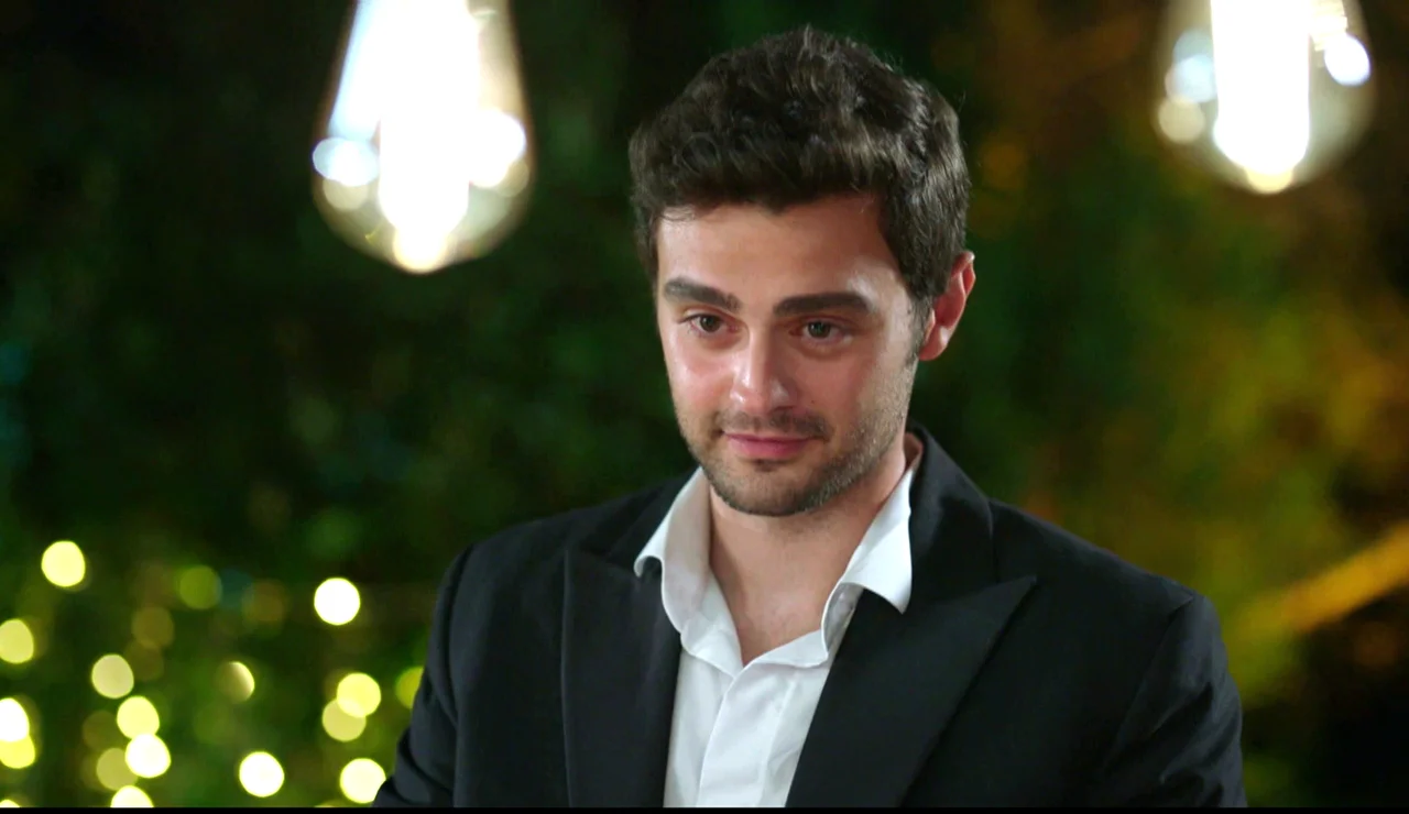 Las emotivas palabras de Ömer a Akif el día de su boda: “Nos ha cuidado como si fuera nuestro padre”