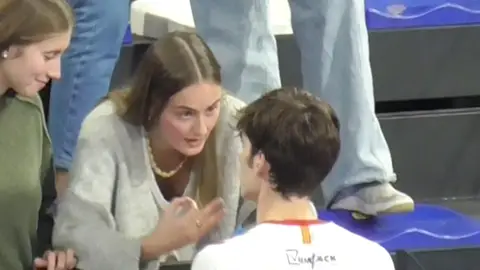 Johanna Zott en un partido de Pablo Urdangarin Johanna Zott en un partido de Pablo Urdangarin