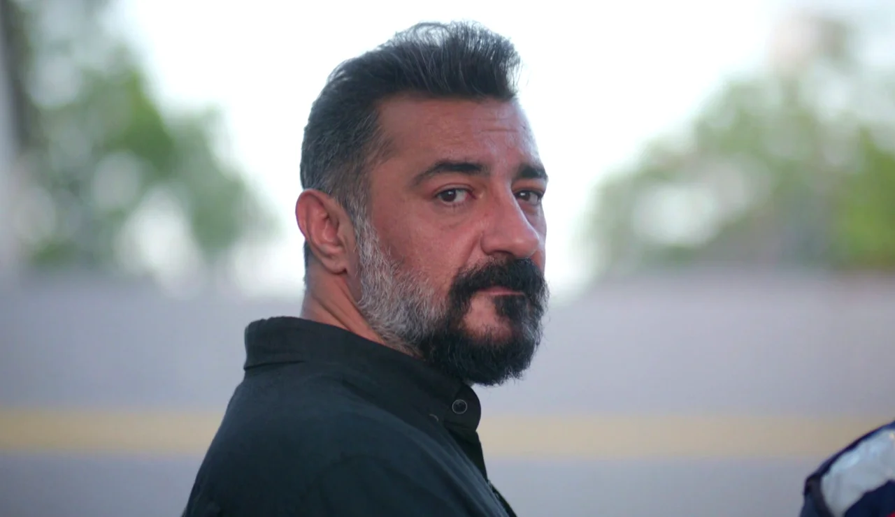 El agridulce final de Akif Atakul: entra en prisión con la esperanza de que Ömer lo perdone algún día